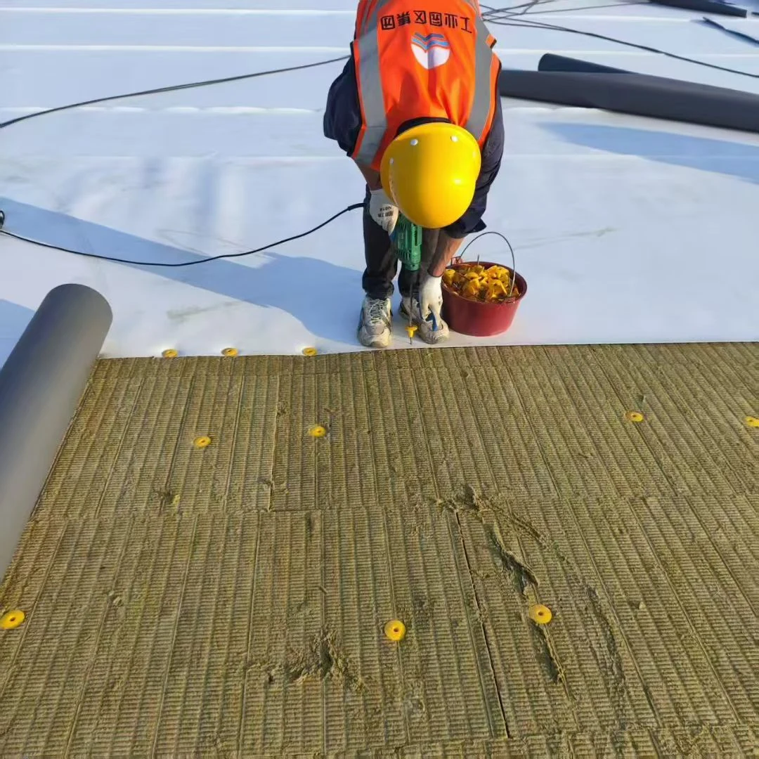 Mechanical fixing detail